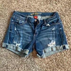 Medium wash Jean shorts